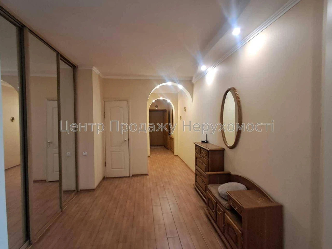 Sale of a 4-room apartment, 121 sq m, 11/24 floor, Kyiv – Your New Home