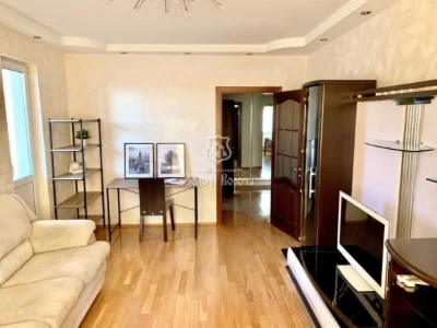 2-room apartment for sale 68 m², Feodosiyskiy avenue, 14A