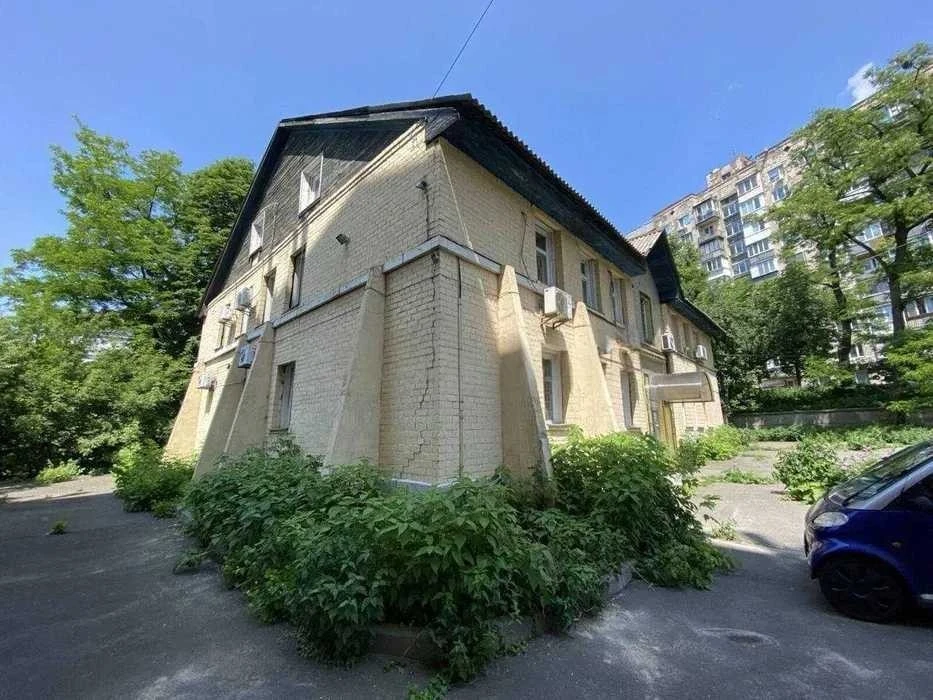 Sale of a house 600 m², Pankyvska, 6b