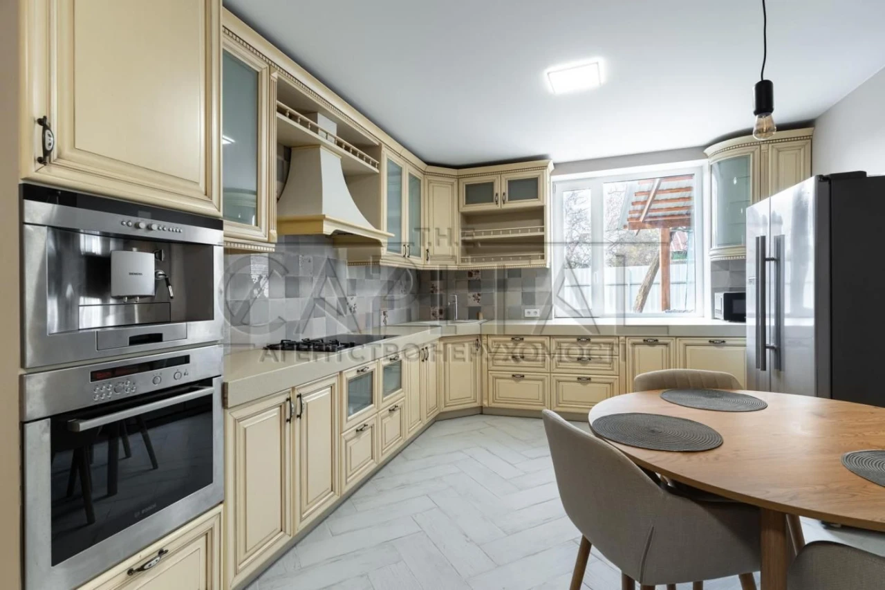 House for Sale, Townhouse, Darnytsky District, Osokorky