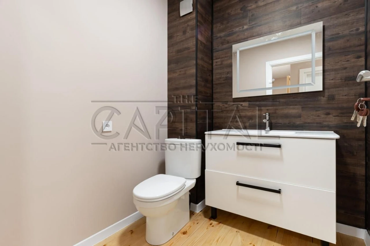 House for Sale, Townhouse, Darnytsky District, Osokorky