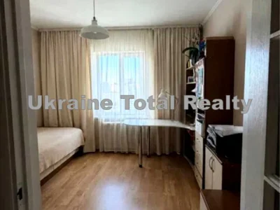 Квартира. Київ, Милославська вул.