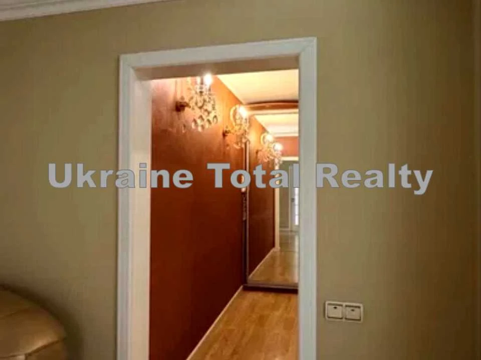 Квартира. Київ, Милославська вул.