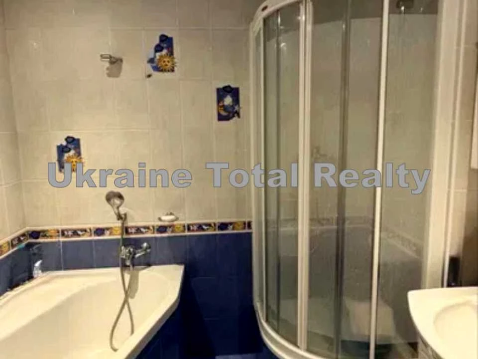 Квартира. Київ, Милославська вул.