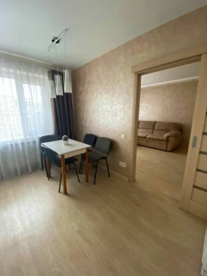 Sale of a 3-room apartment with its own heating on Topola-3