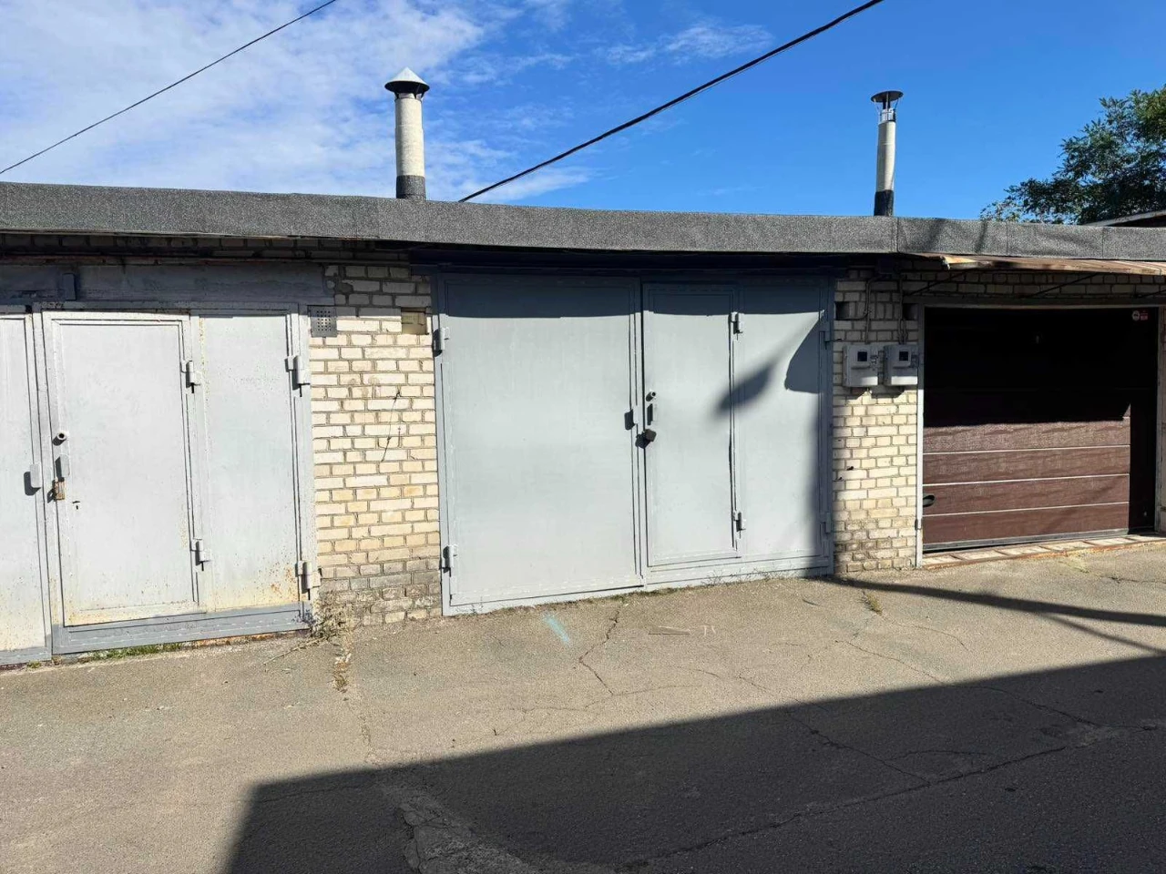 Garage for Sale in Kyiv, Lukiivka, Lviv Square.