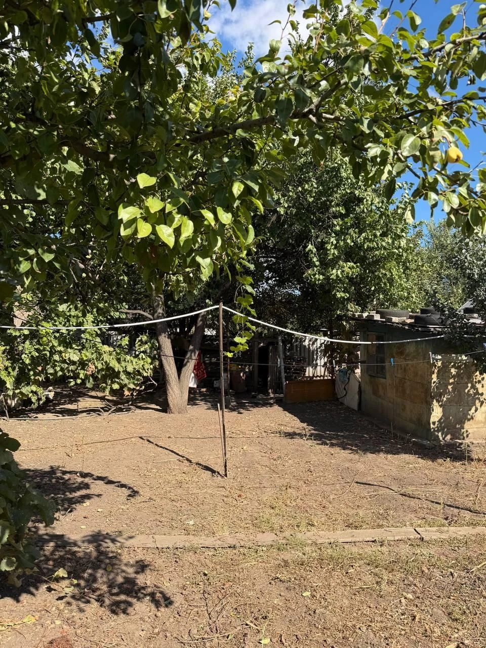 Продається земельна ділянка в Ленпосілці, вул. Магістральна