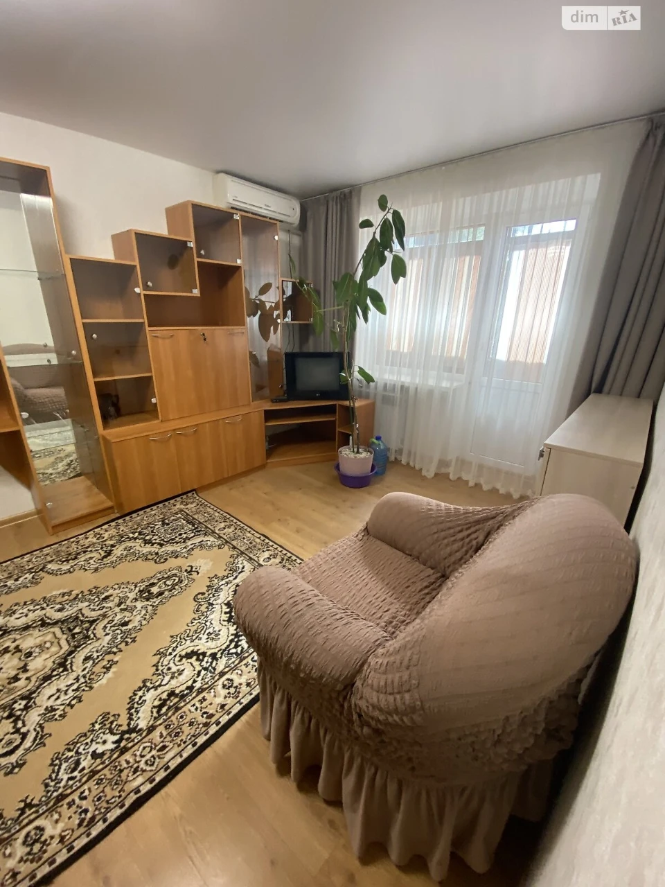 Long-Term Rental Apartment for May 1
