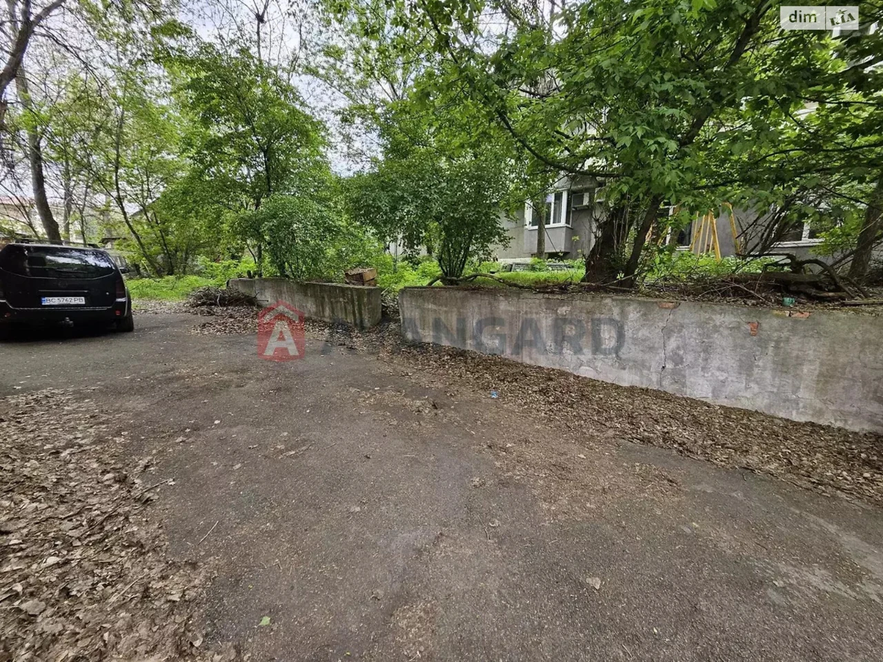 Apartment for Sale: Central