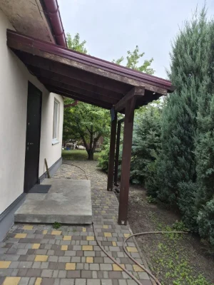 Продається будинок в Олександрівці, вся меблі та техніка.