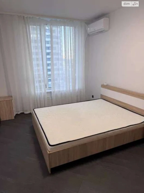 Long-Term Rental Apartment Podilsky
