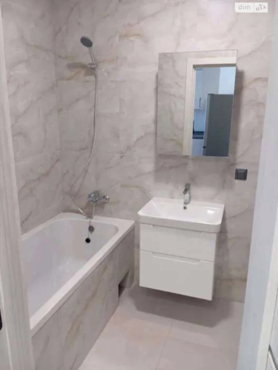 Long-Term Rental Apartment Podilsky