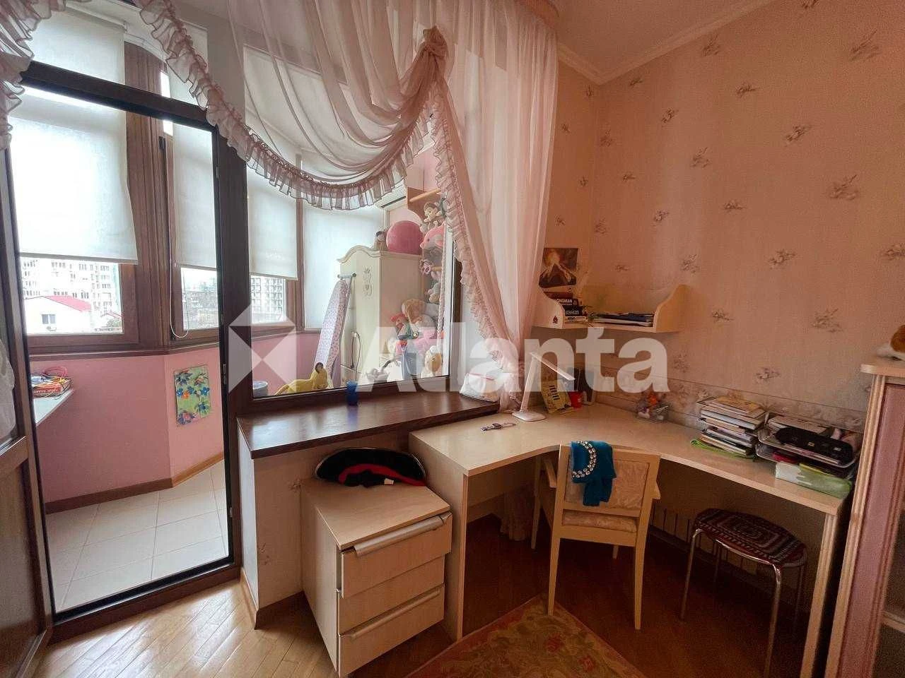 Фонтан/Аркадия. Большая 3-комнатная квартира, 187 м² на первом этаже. Возмо