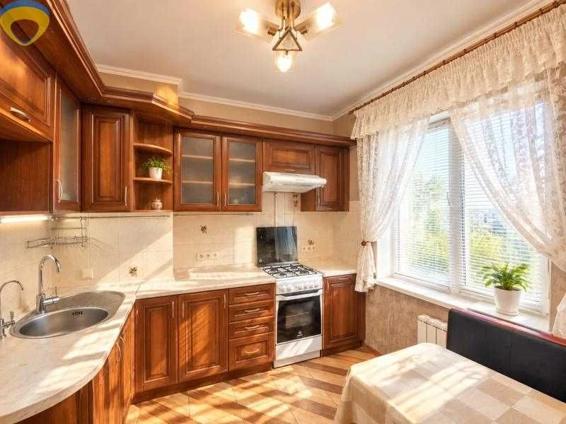 Двухкомнатная квартира с ремонтом — можно сразу заехать и жи