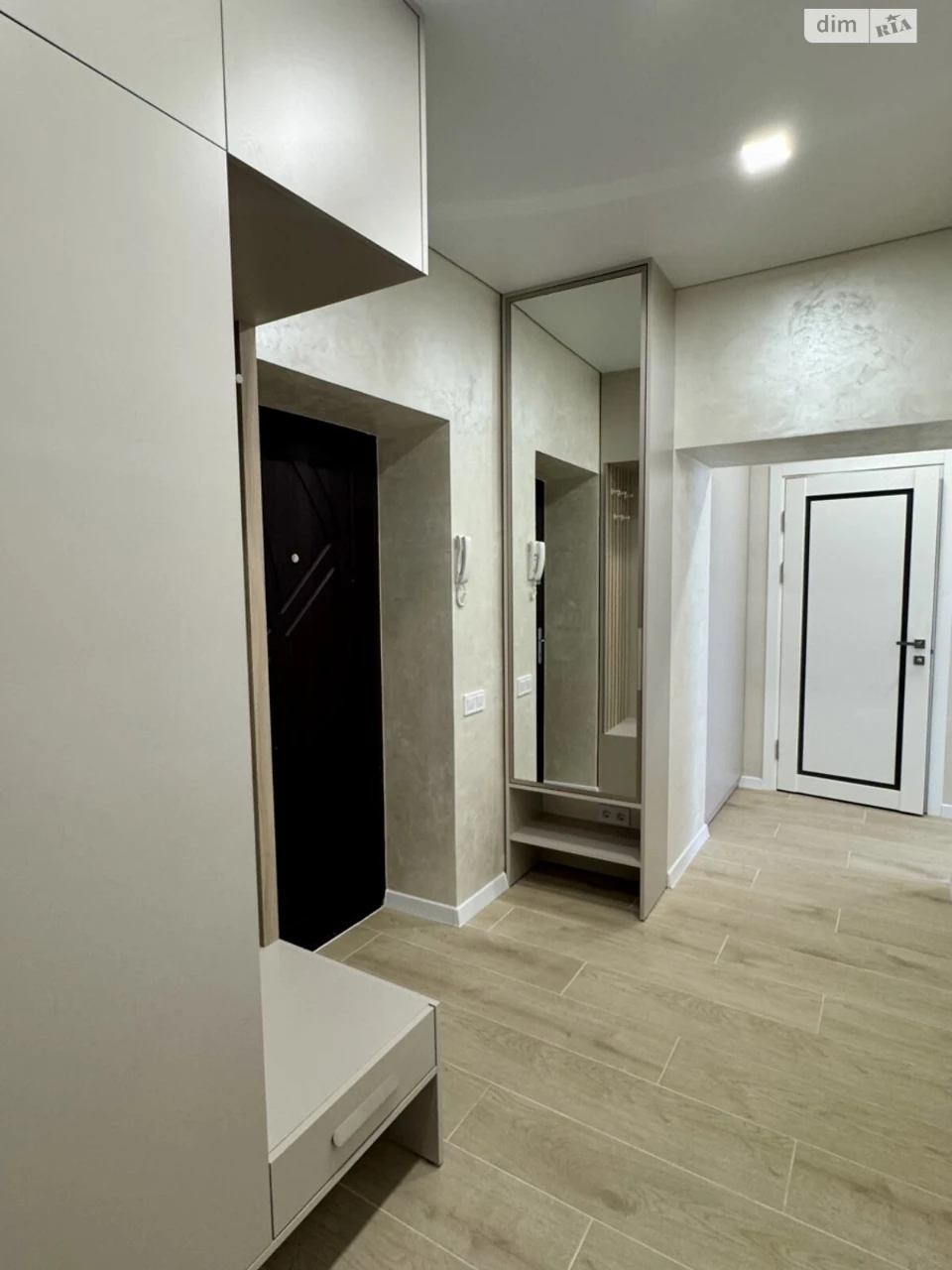 Long-Term Rental Apartment, Ozerne