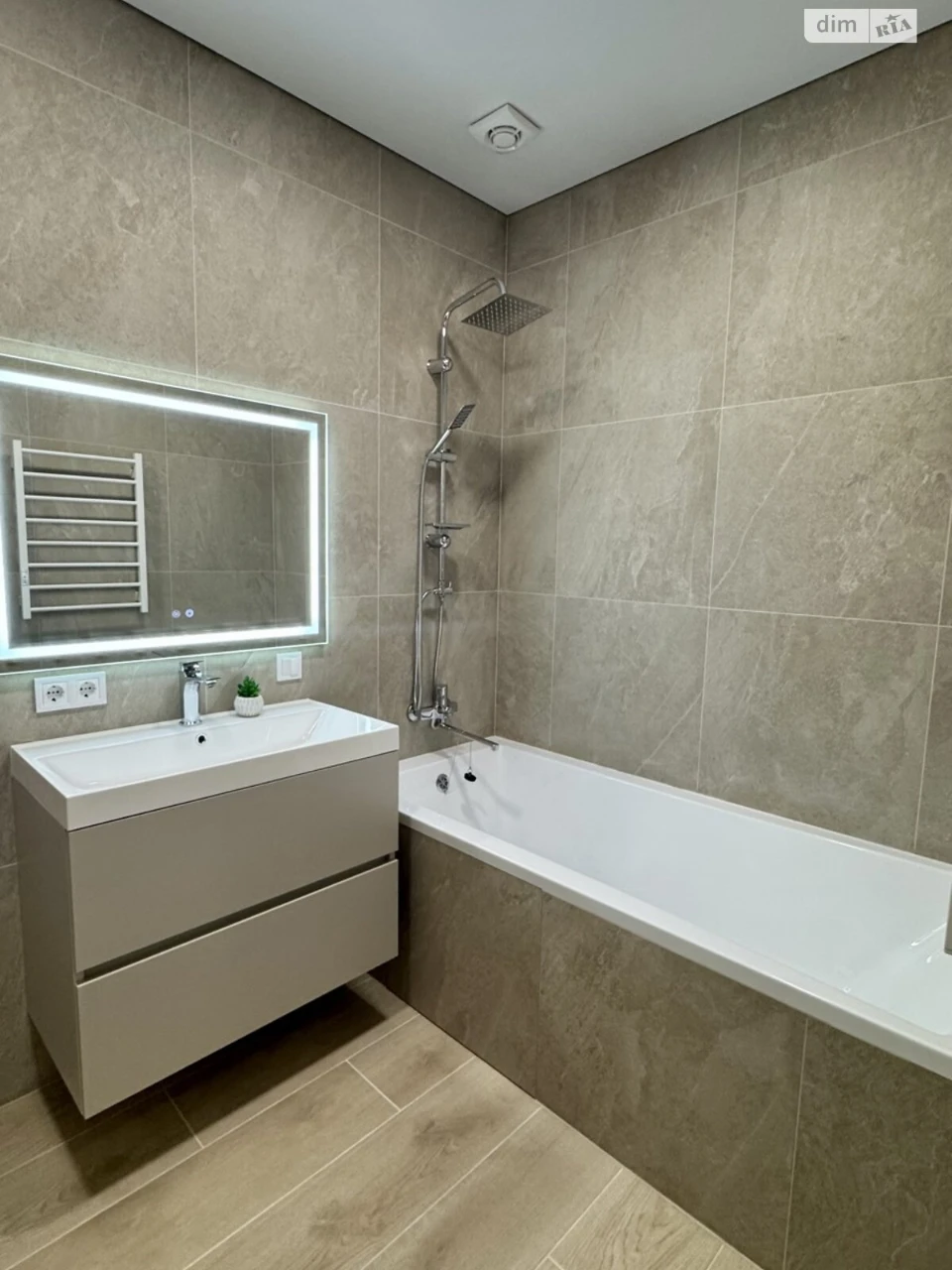 Long-Term Rental Apartment, Ozerne
