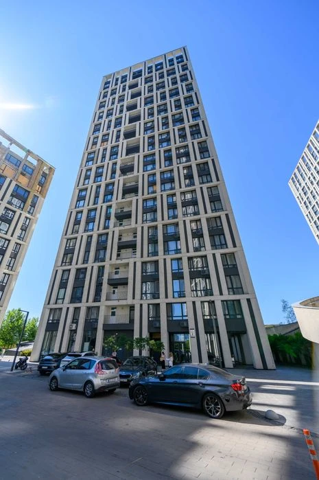 **For sale apartment 66.8m2 in residential complex Slavutych**
