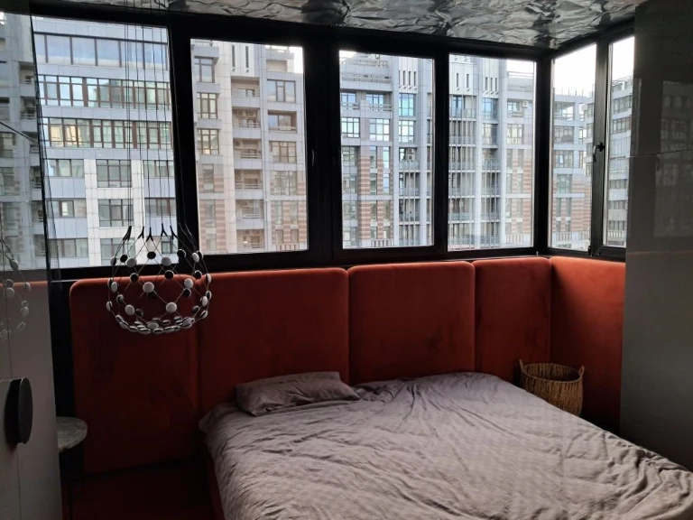 Apartment with Designer Renovation in Novopecherskyi Lypky