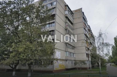 Продажа 2-х комнат в Райдужном 21А, метро Дарница.