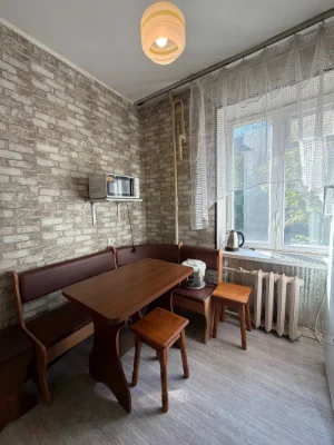 No Commission! For Sale: 1-bedroom apartment near Берестейська metro station