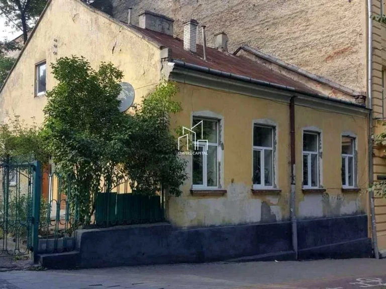 Будинок. Львів, вулиця Листопадового Чину