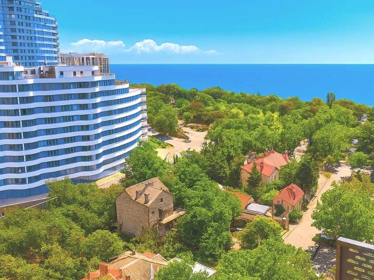 Квартира. Одесса, улица Литературная