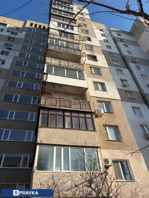 СРОЧНО ! 2 ком.кв. на БЕЗОПАСНОМ этаже с БАЛКОНОМ