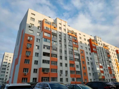 I will sell a 2-room apartment near the Maselskogo metro station, Myru St., 7 p.