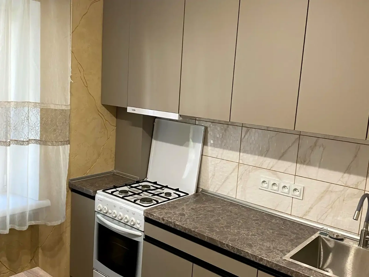 Продажа квартиры 1-й комнаты 32 м² 1/5 этажа