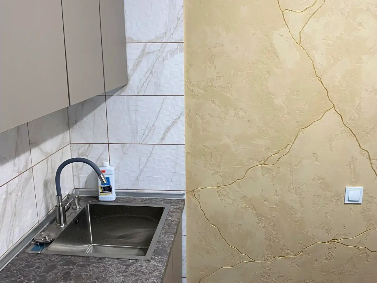 Продажа квартиры 1-й комнаты 32 м² 1/5 этажа
