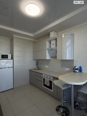 Продажа Квартиры в Центре, рядом с Фонтаном