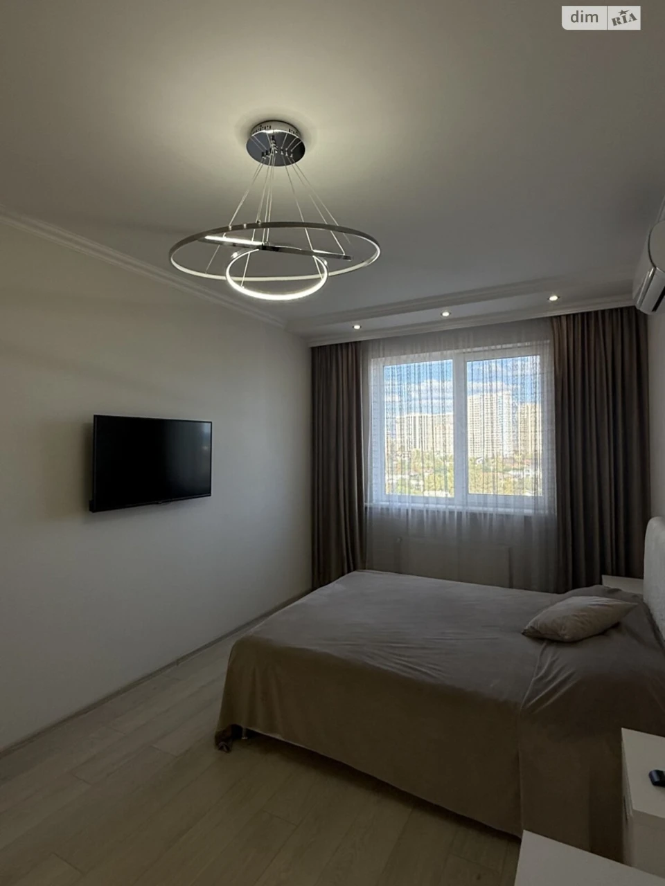 Продажа Квартиры в Центре, рядом с Фонтаном