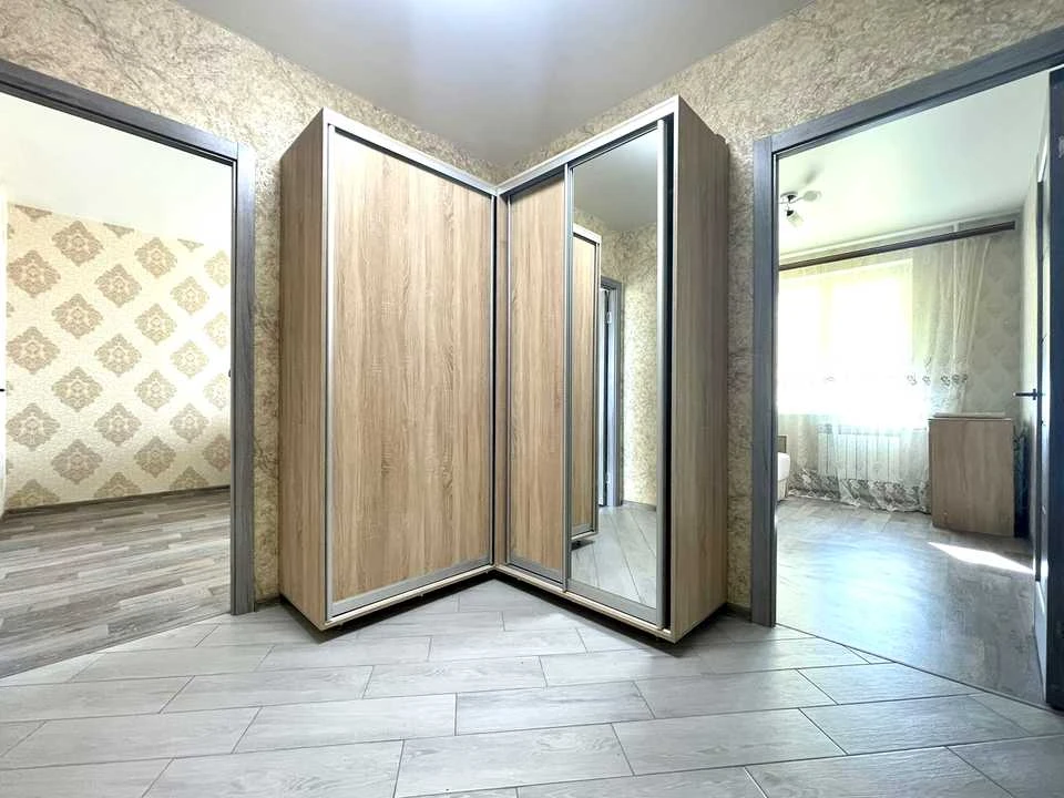 Apartment. Kharkiv, Yuliyevskiy Prospect