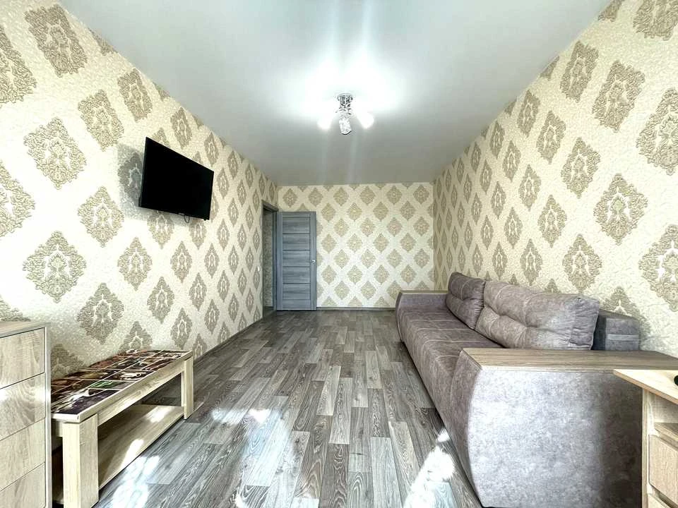 Apartment. Kharkiv, Yuliyevskiy Prospect