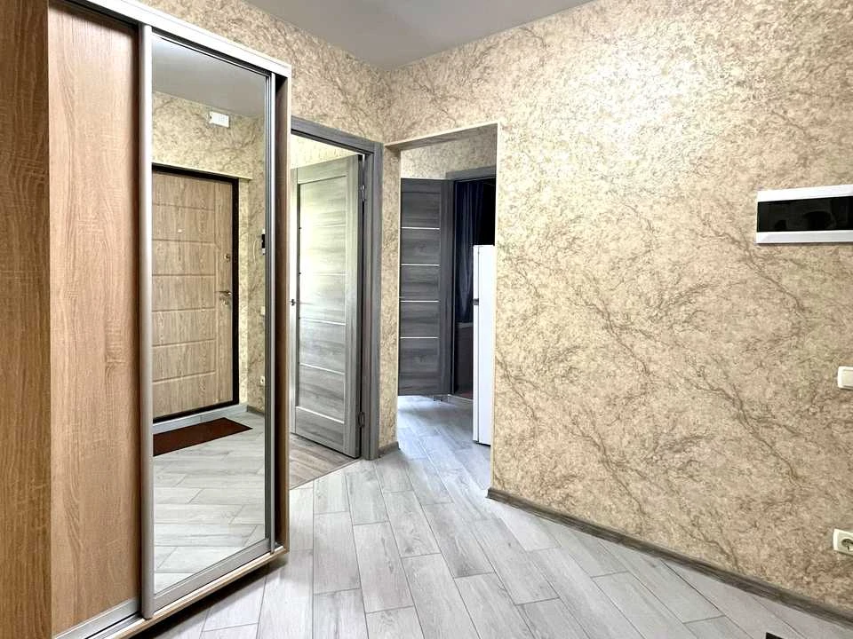 Apartment. Kharkiv, Yuliyevskiy Prospect