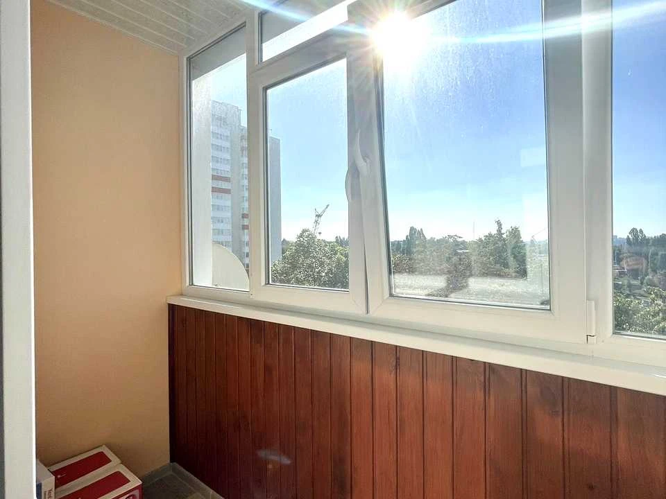 Apartment. Kharkiv, Yuliyevskiy Prospect