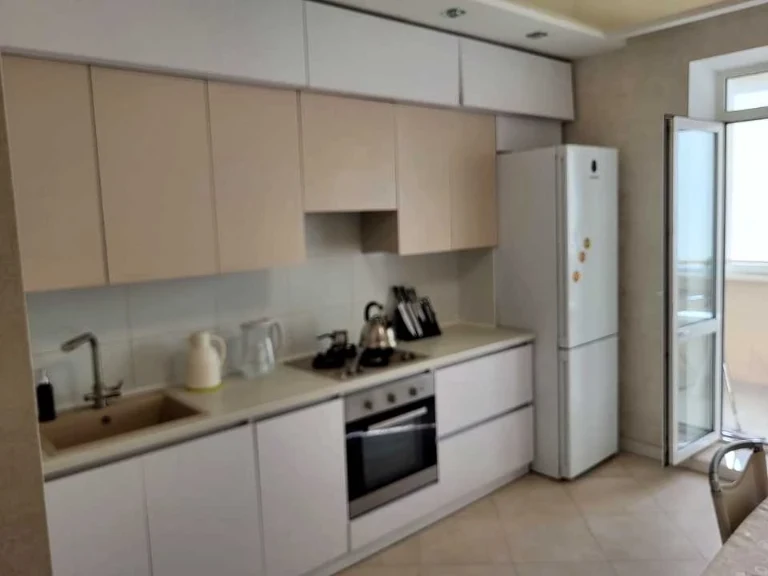 Apartment. Odessa, Gvozdychnyi Street