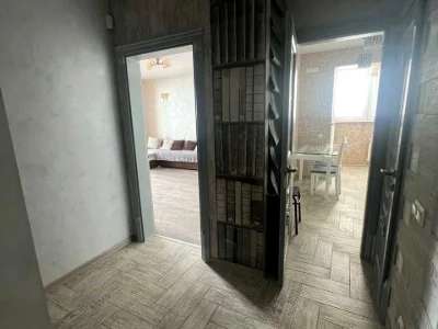 Apartment. Odessa, Varenskaya st.