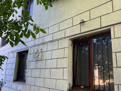 House. Odessa, Obilna