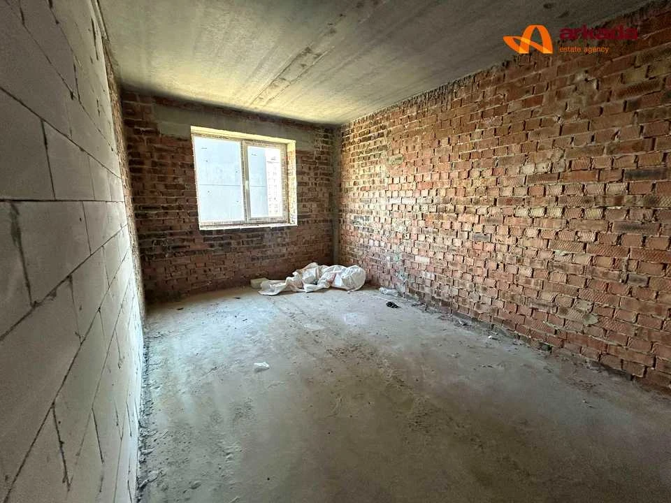 Apartment. Ivano-Frankivsk, Khimikiv str.