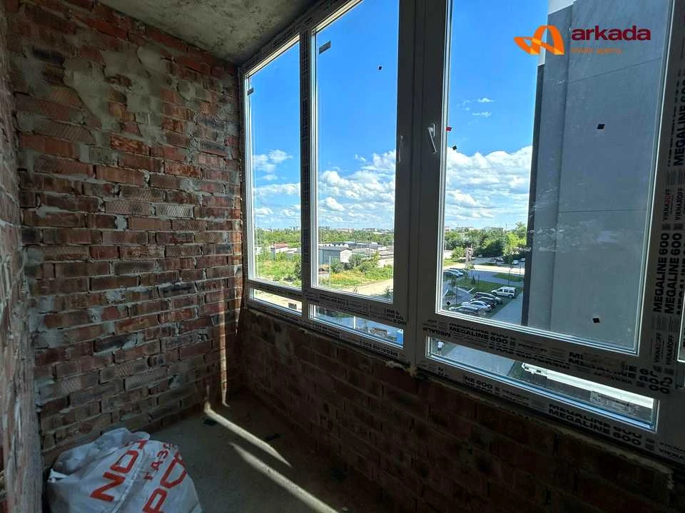 Apartment. Ivano-Frankivsk, Khimikiv str.