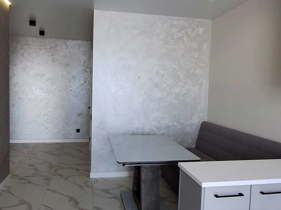 Apartment. Ivano-Frankivsk, Vysochana st.