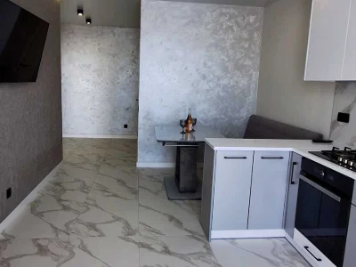 Apartment. Ivano-Frankivsk, Vysochana st.