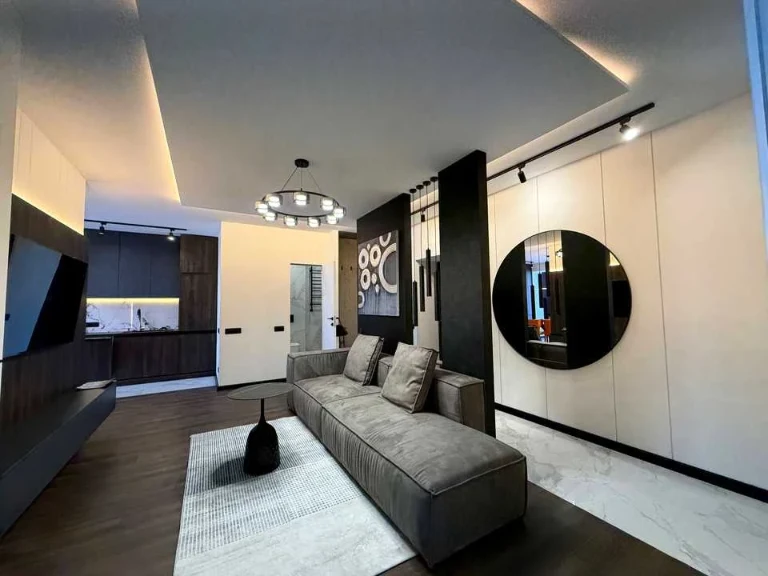Apartment. Ivano-Frankisk, Kniazhyny Street