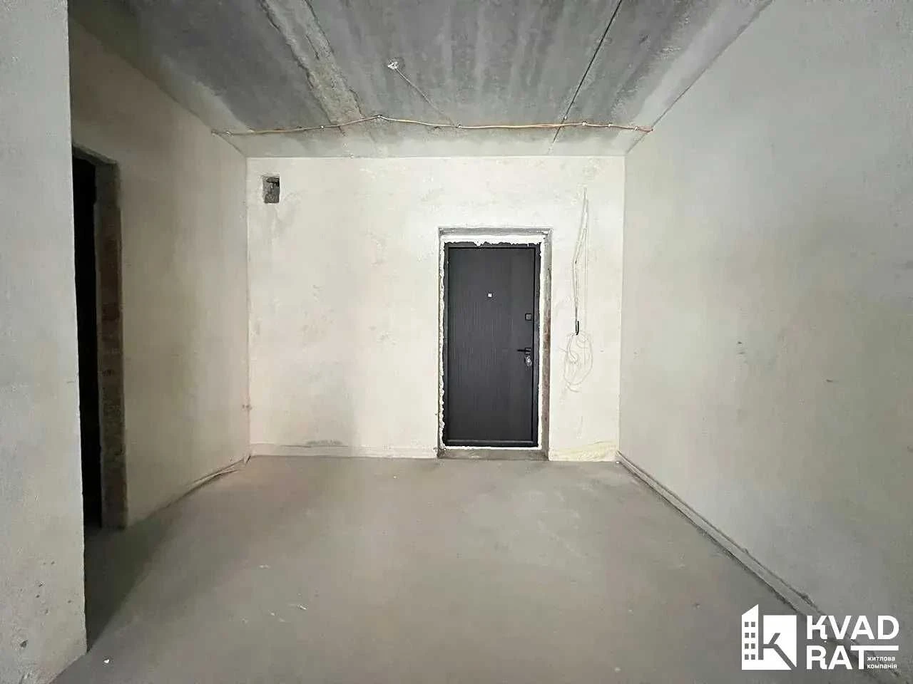 Квартира с патио в клубном жилом комплексе