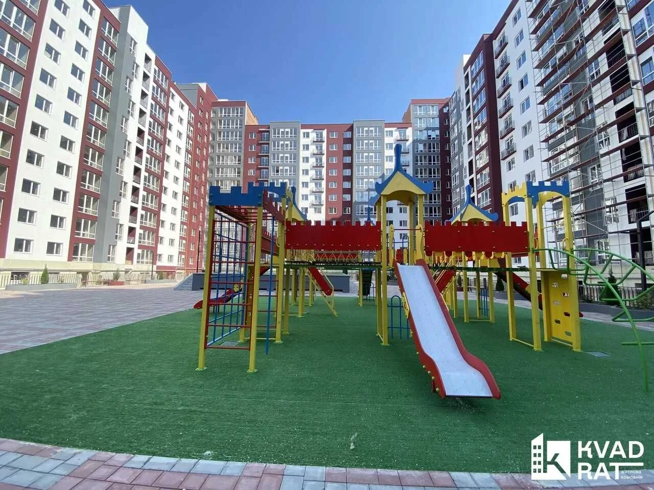 Двухкомнатная квартира в центре, срочно!