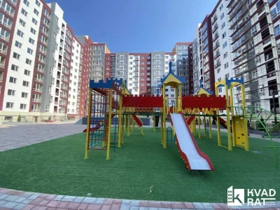 Двухкомнатная квартира в центре, срочно!