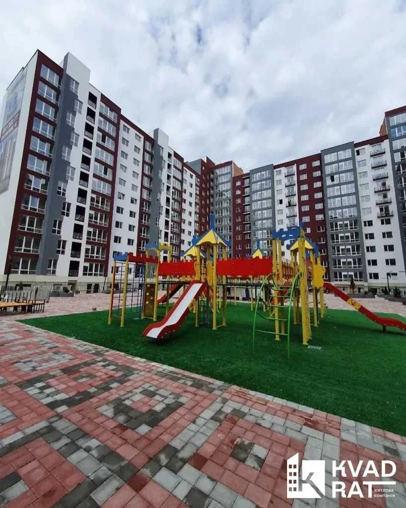 Двухкомнатная квартира в центре, срочно!