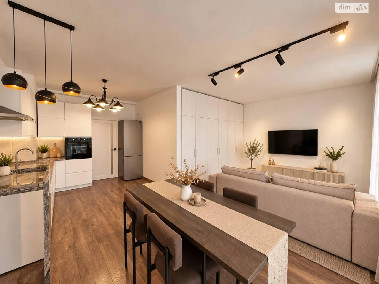 Sale of Apartment, Holosiivskyy