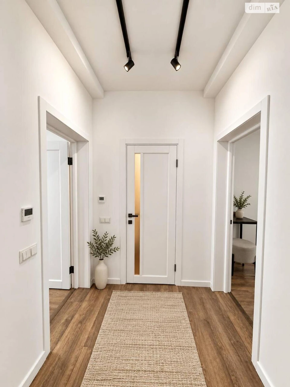 Sale of Apartment, Holosiivskyy